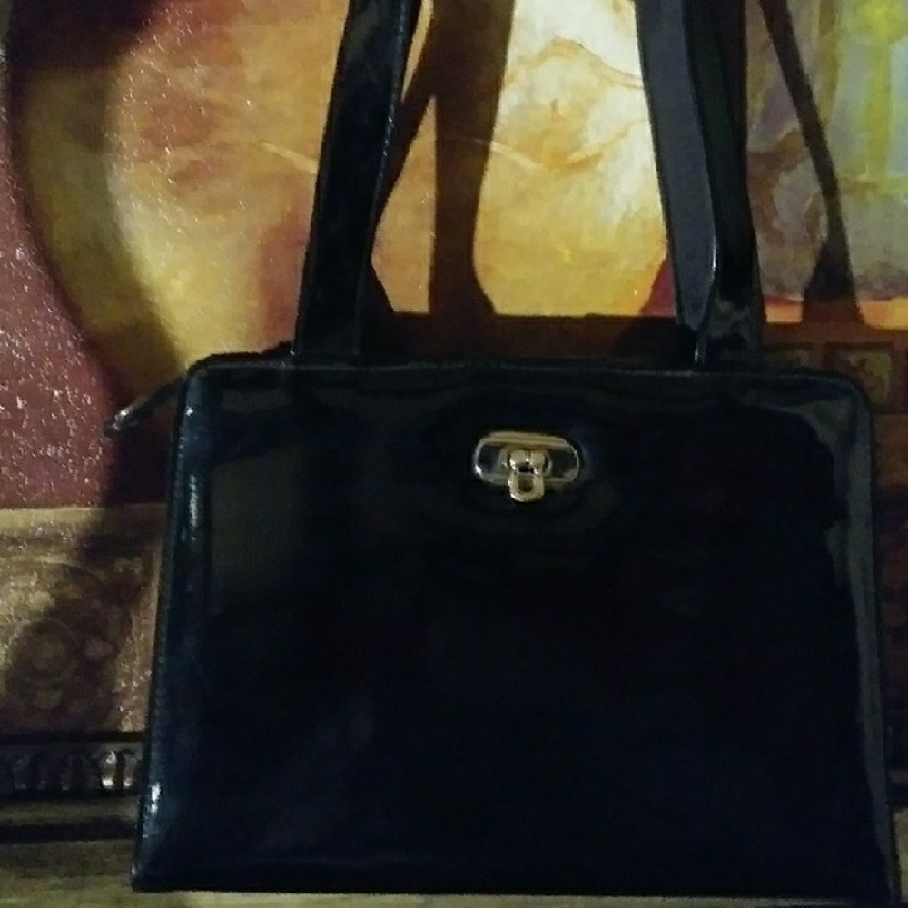 Black Patent Purse